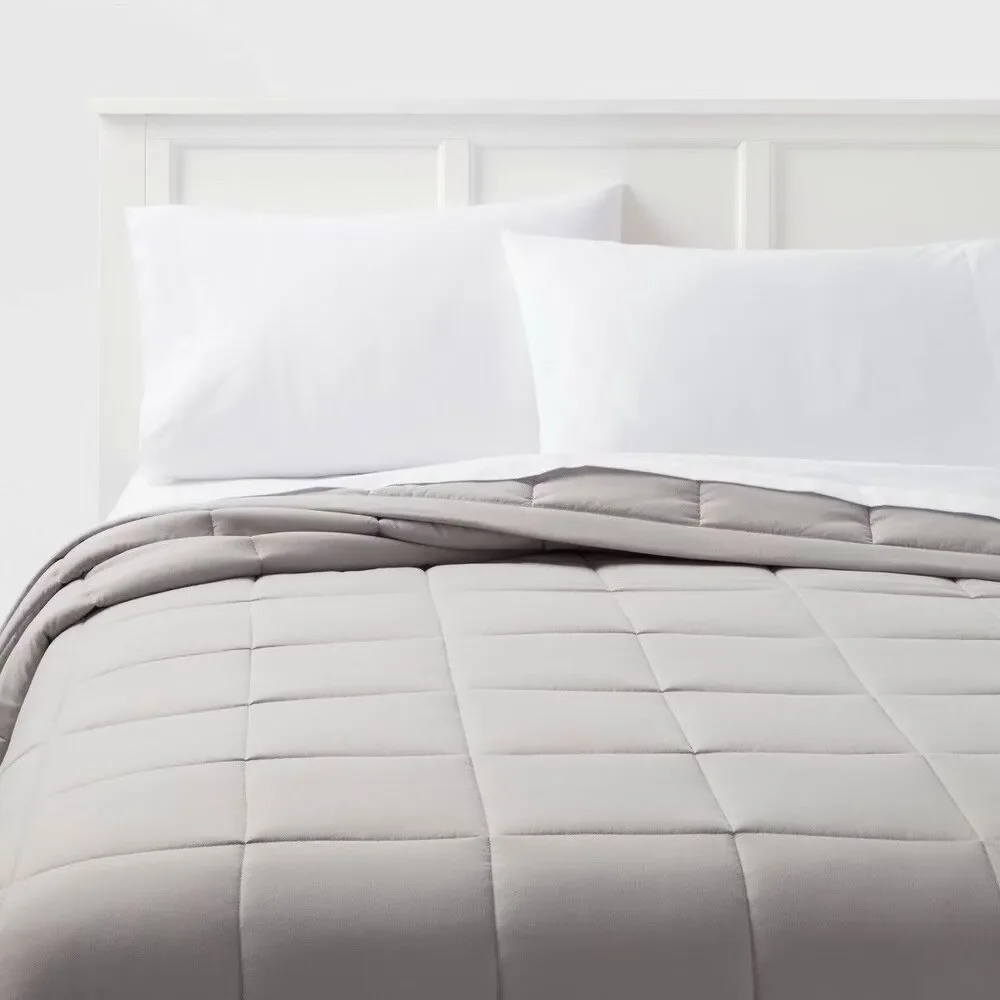 Room Essentials Full/Queen Quilted Down Alternative Bed Blanket Gray Reversible